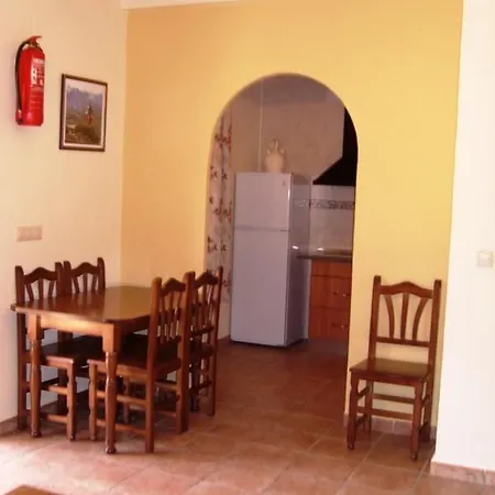 Amable- Yeste * Cortijo Prados